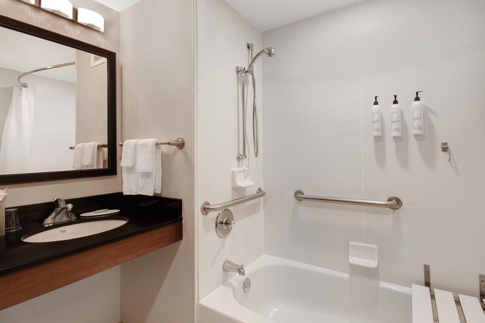 Fairfield Inn And Suites By Marriott Rochester West/Greece Extérieur photo