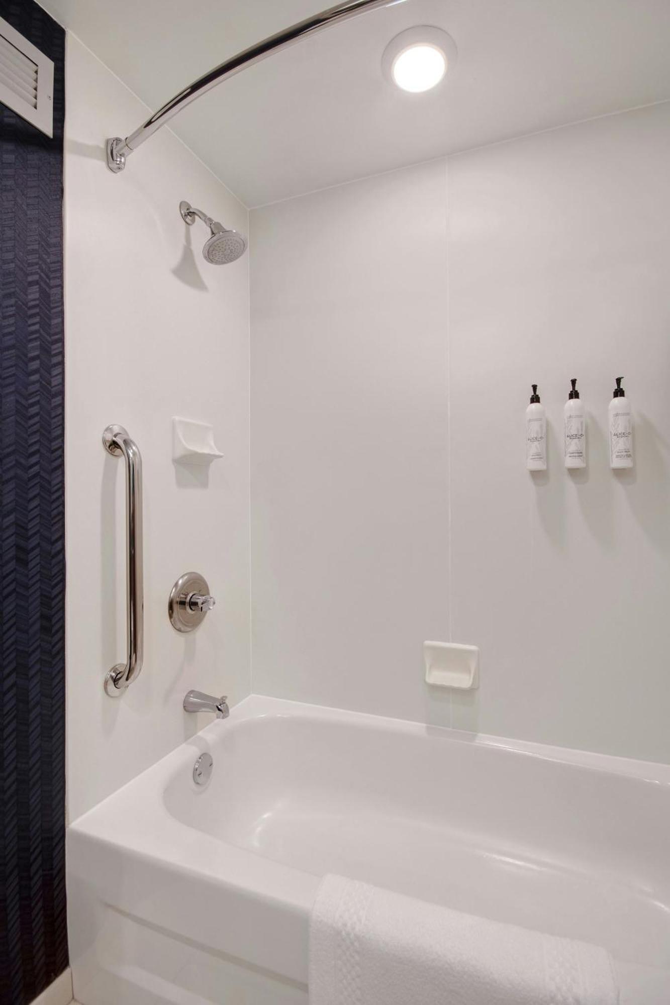 Fairfield Inn And Suites By Marriott Rochester West/Greece Extérieur photo